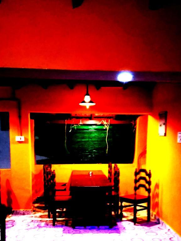 Sriharul Guest House Mahabalipuram Bagian luar foto
