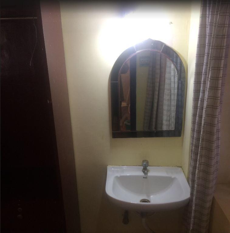 Sriharul Guest House Mahabalipuram Bagian luar foto
