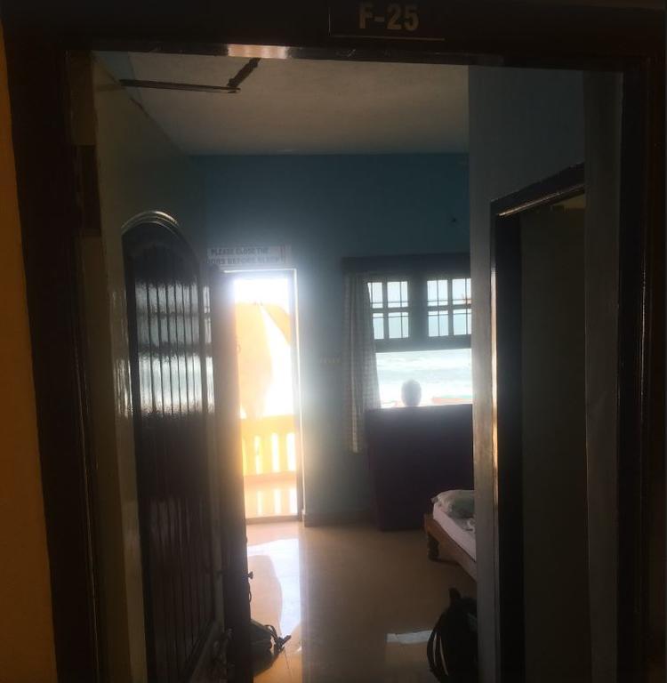 Sriharul Guest House Mahabalipuram Bagian luar foto